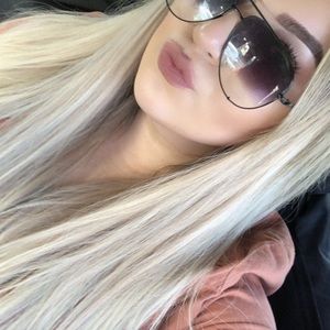 Meet your Posher, Doris